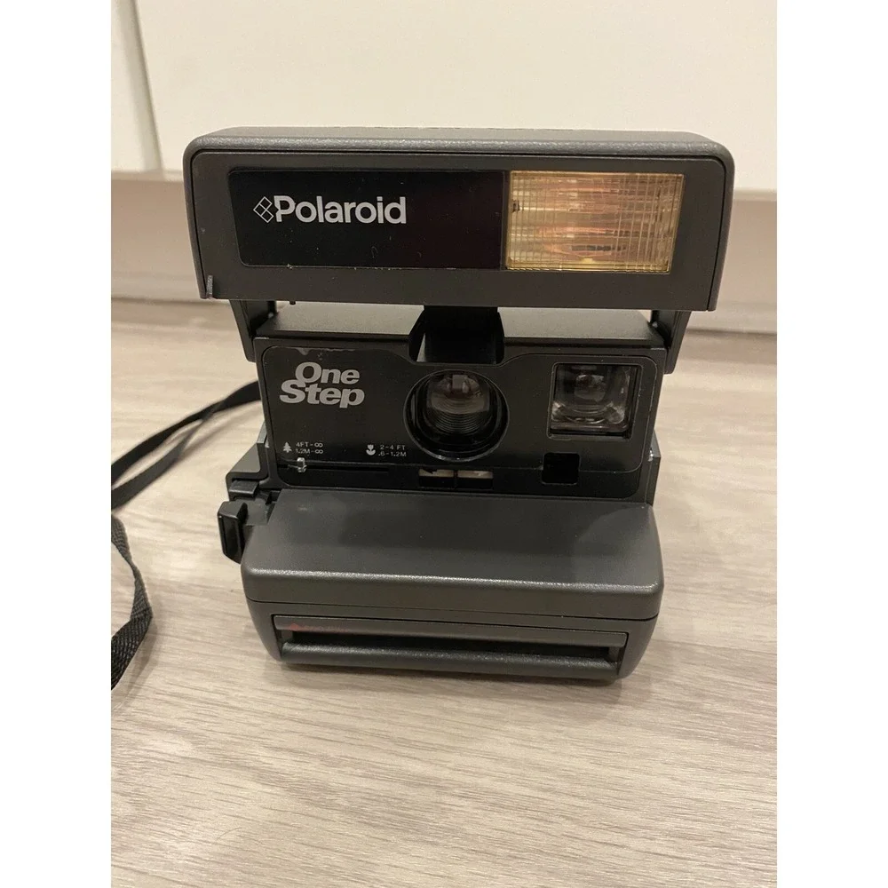 Polaroid One Step 600 Film Instant Camera With Strap Untested